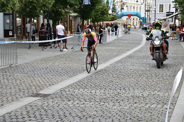 主场作战的 主场作战的